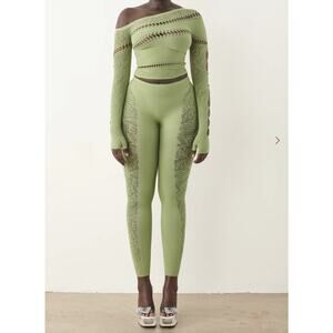 Poster Girl Ivy Top & legging SET Sativa Olive Green One Size Off Shoulder